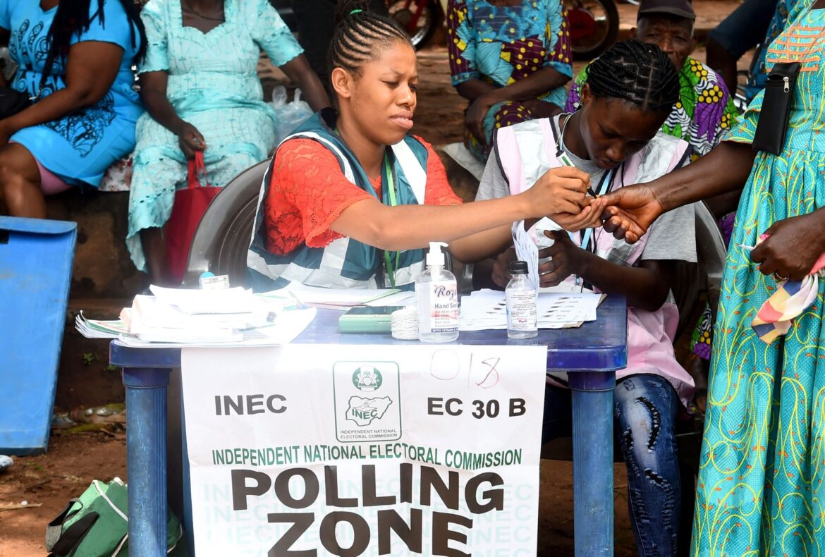 NIGERIA-VOTE-GOVERNOR-POLITICS