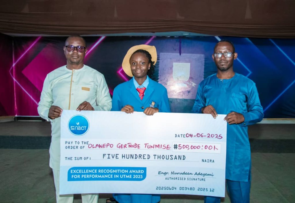 Engr. Nurudeen Adeyemi awards ₦1Million to top UTME students in Kwara South 6 IMG 20250605 WA0028